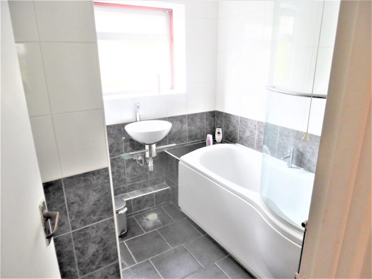 3/4 Bedroom House To Let - High Wycombe