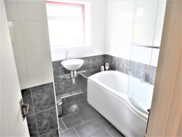 3/4 Bedroom House To Let - High Wycombe