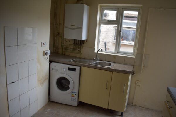 3/4 Bedroom House To Let - HP11