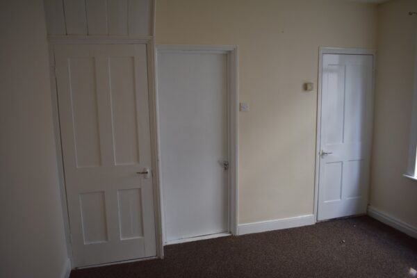3/4 Bedroom House To Let - HP11