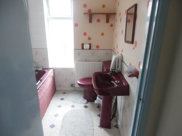 3 Bedroom House To Let - HP12