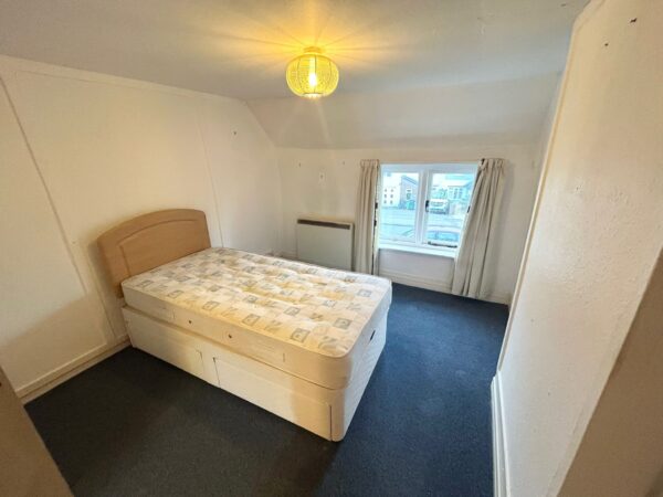 1 Bedroom Cottage To Let - HP13