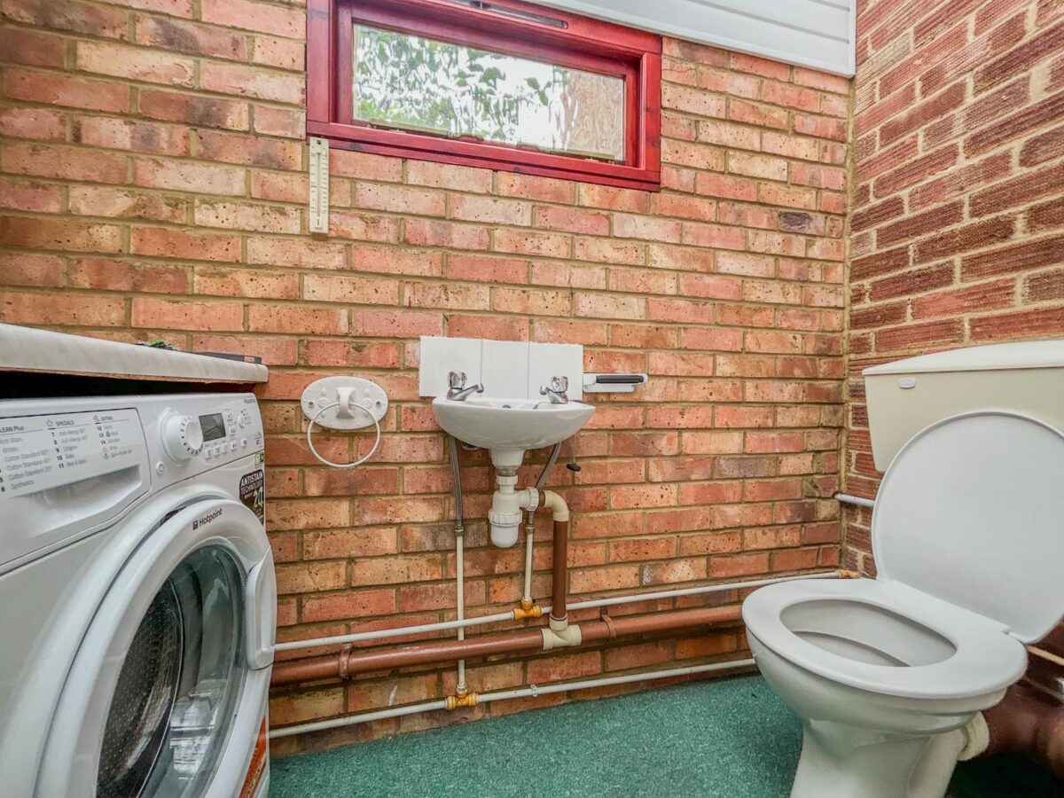 3/4 Bedroom House To Let - HP12