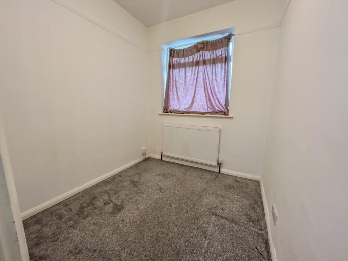 3/4 Bedroom House To Let - HP12