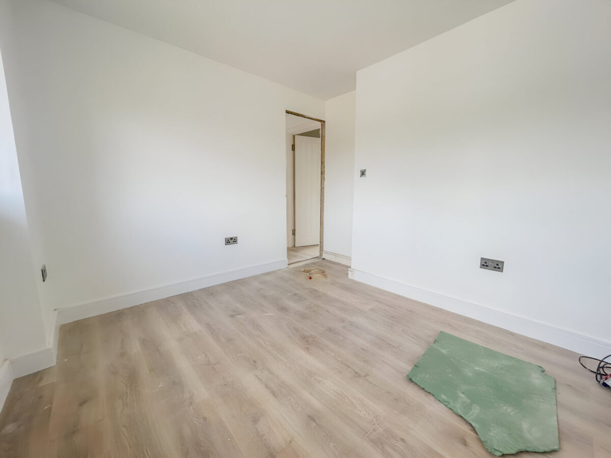 4 Bedroom Flat To Let - HP12