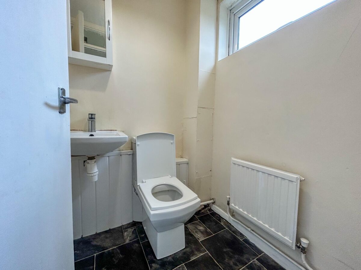 3 Bedroom House To Let - HP12