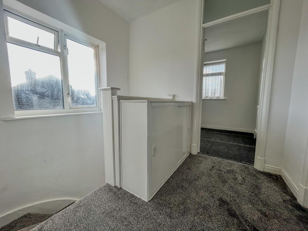 4 Bedroom House To Let - HP12