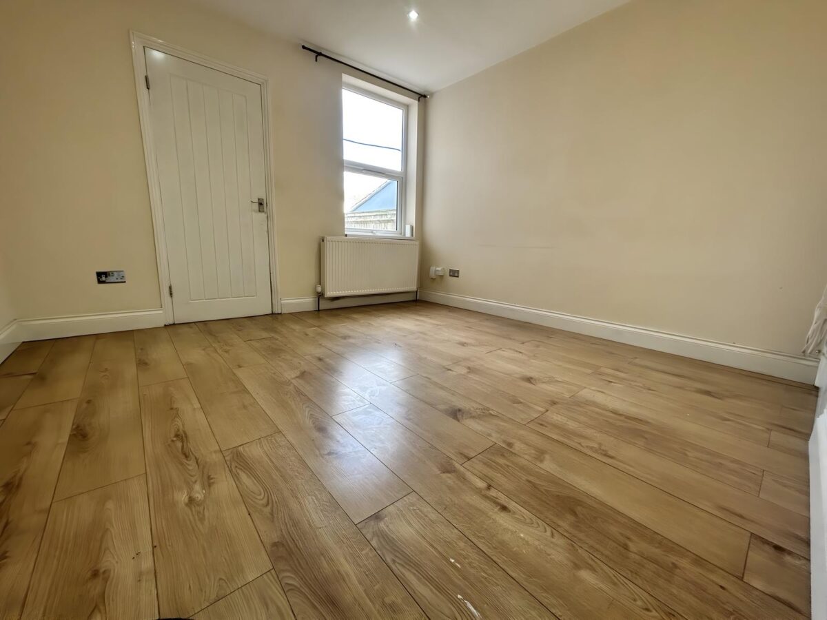 3 Bedroom House To Let - HP11