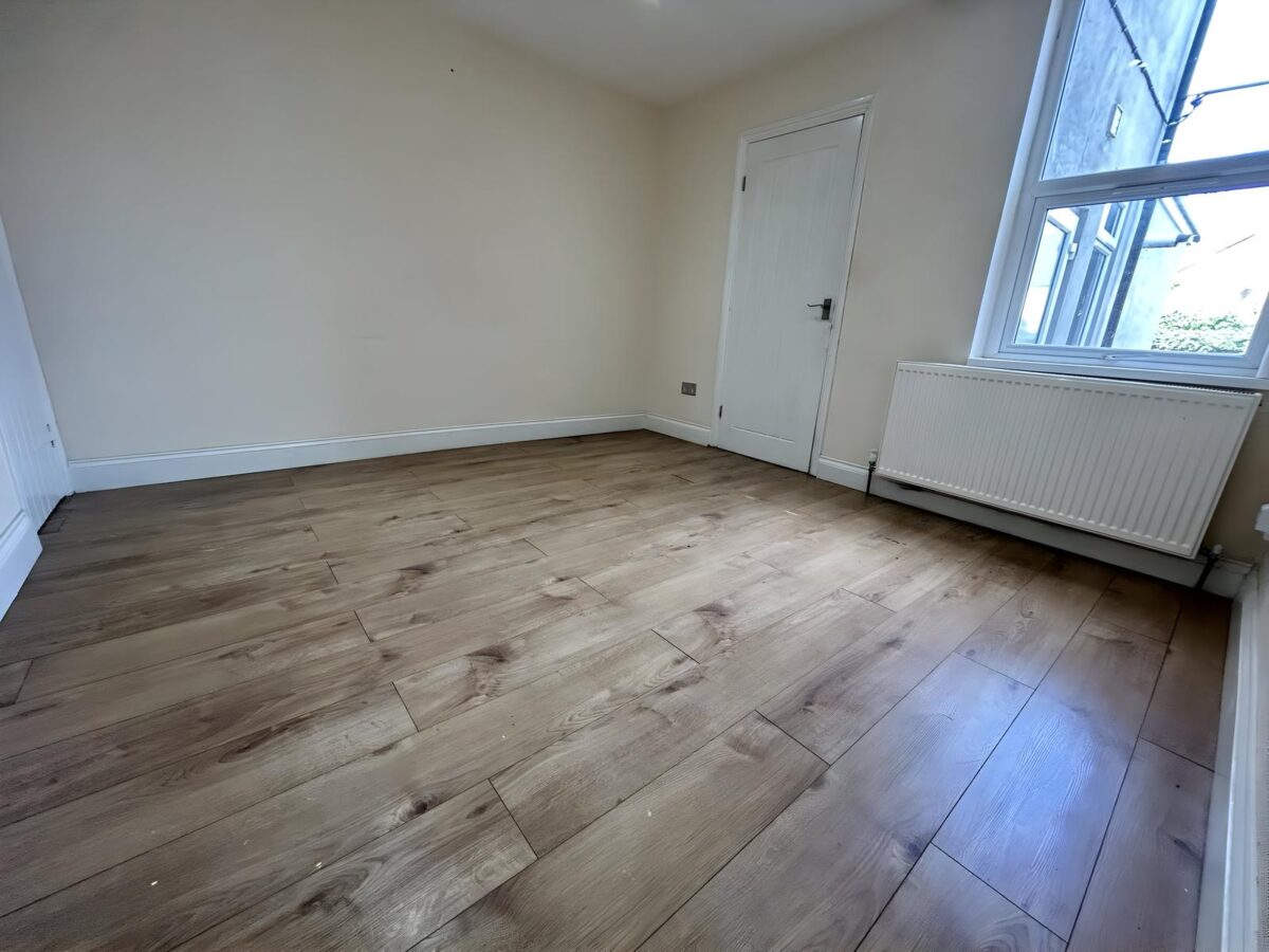 3 Bedroom House To Let - HP11