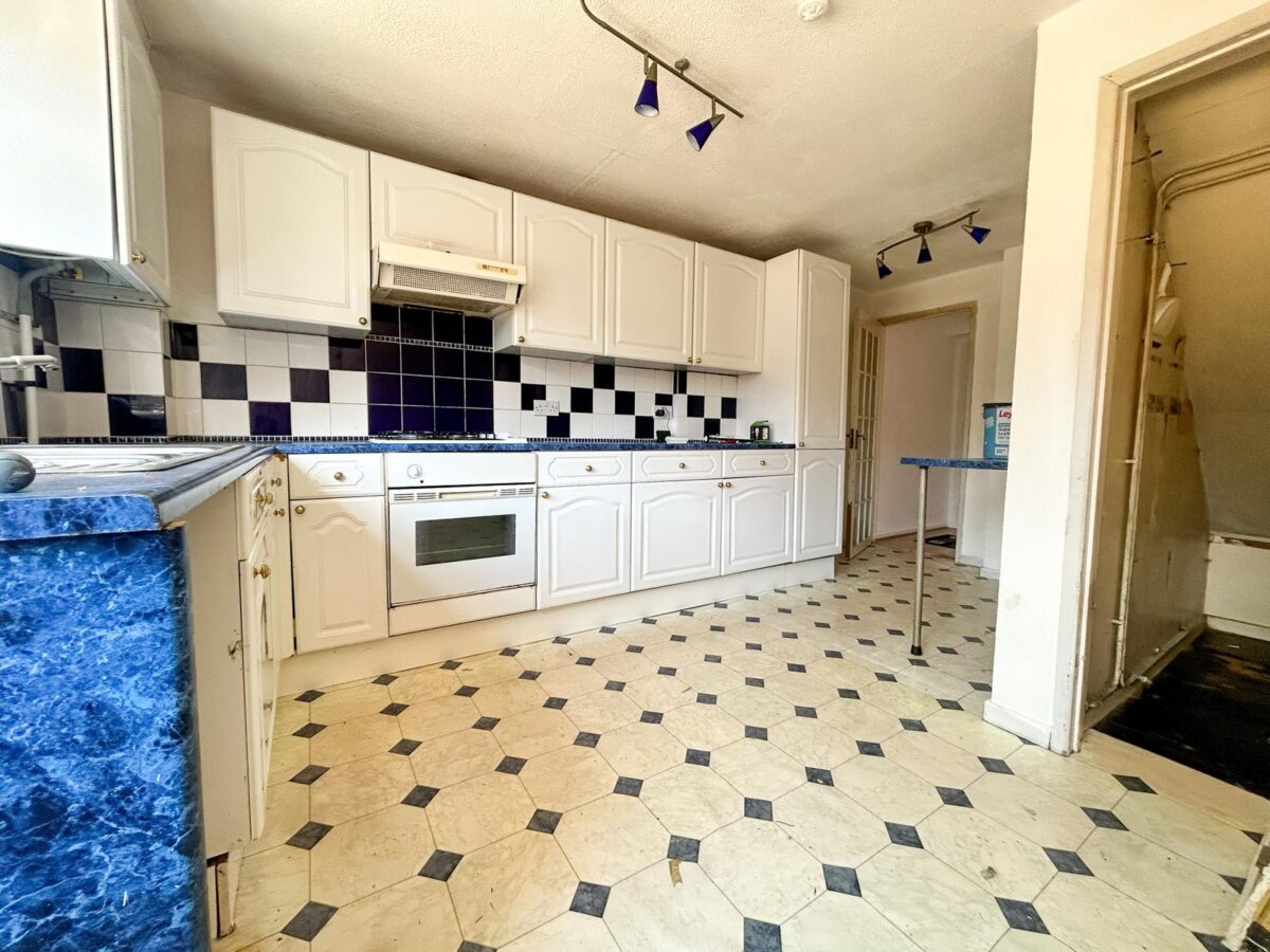 3 Bedroom House To Let - HP19