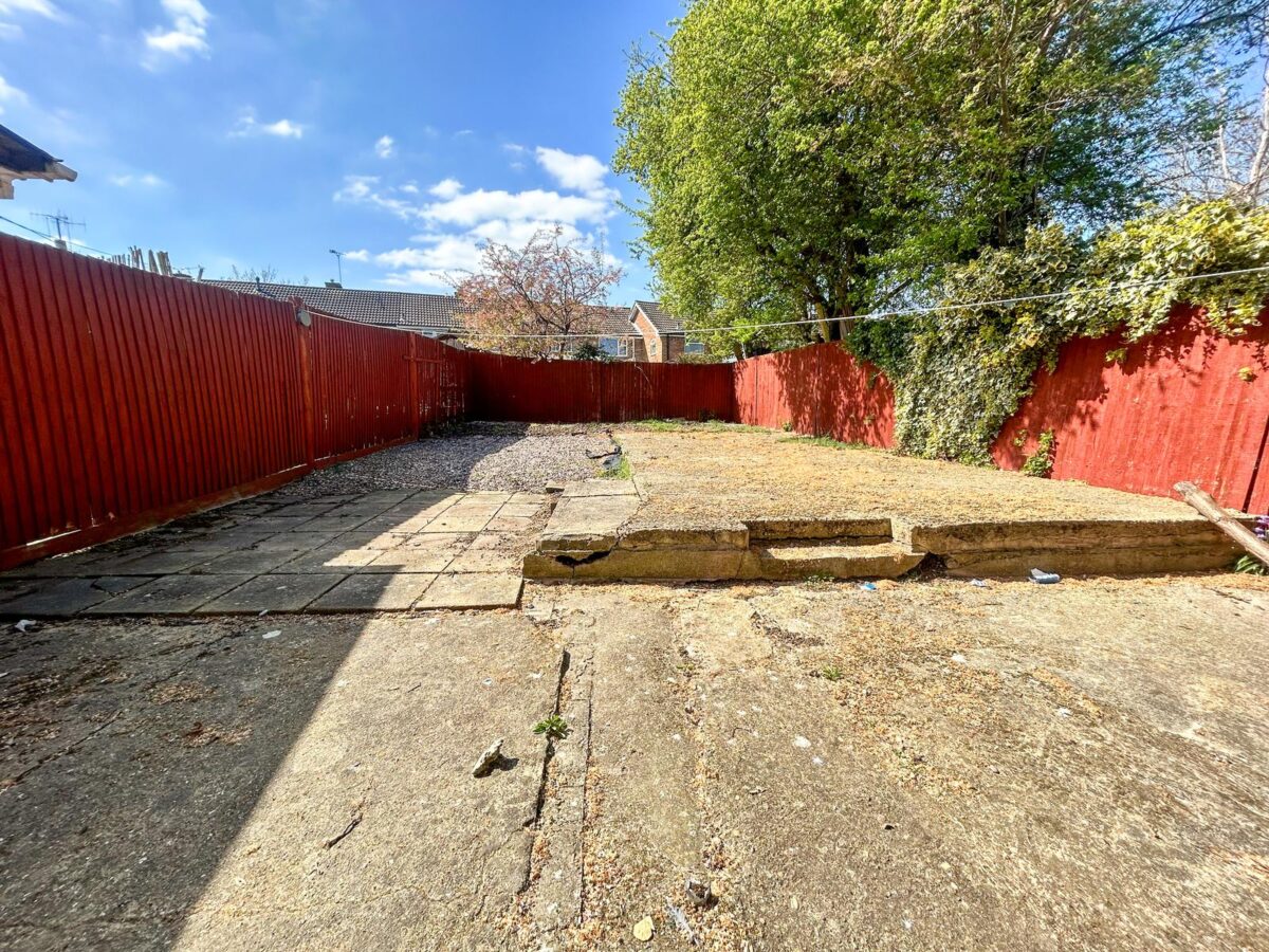 3 Bedroom House To Let - HP19