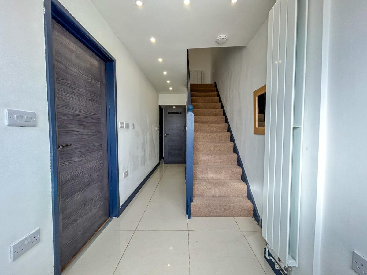3/4 Bedroom House - High Wycombe