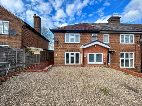 3/4 Bedroom House - High Wycombe