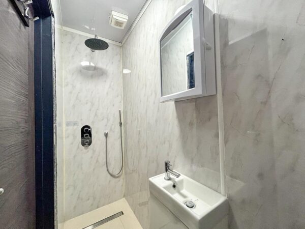 3/4 Bedroom House - High Wycombe