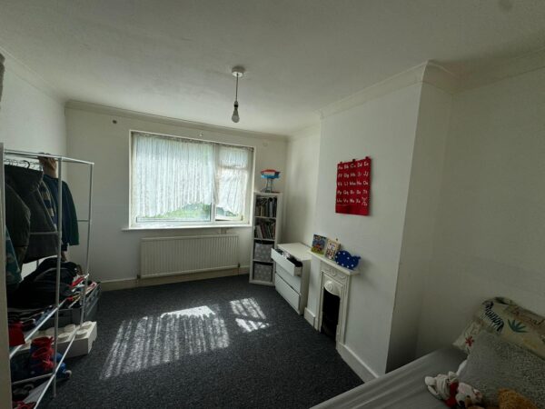 3/4 Bedroom House To Let - HP12