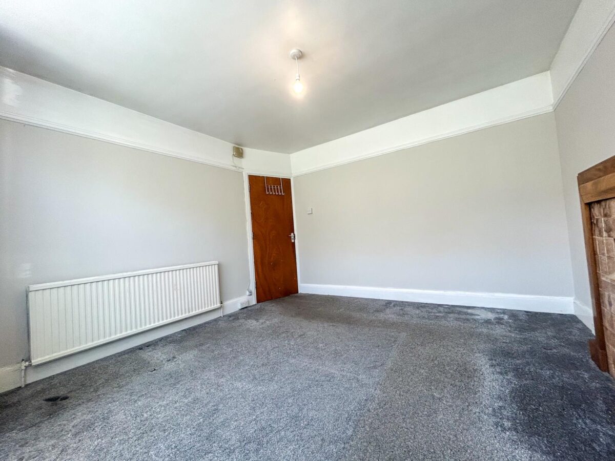 3/4 Bedroom House To Let - HP11