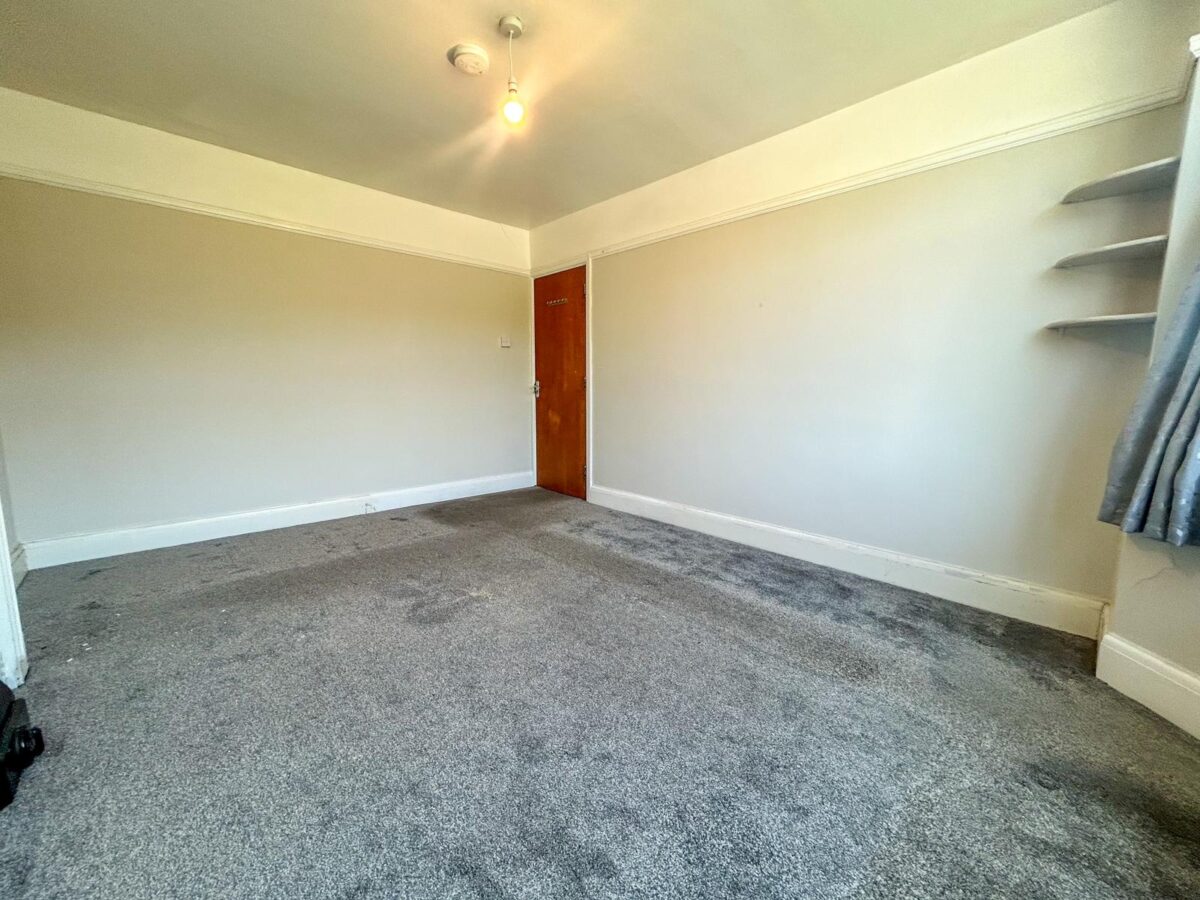 3/4 Bedroom House To Let - HP11