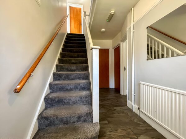 3/4 Bedroom House To Let - HP11