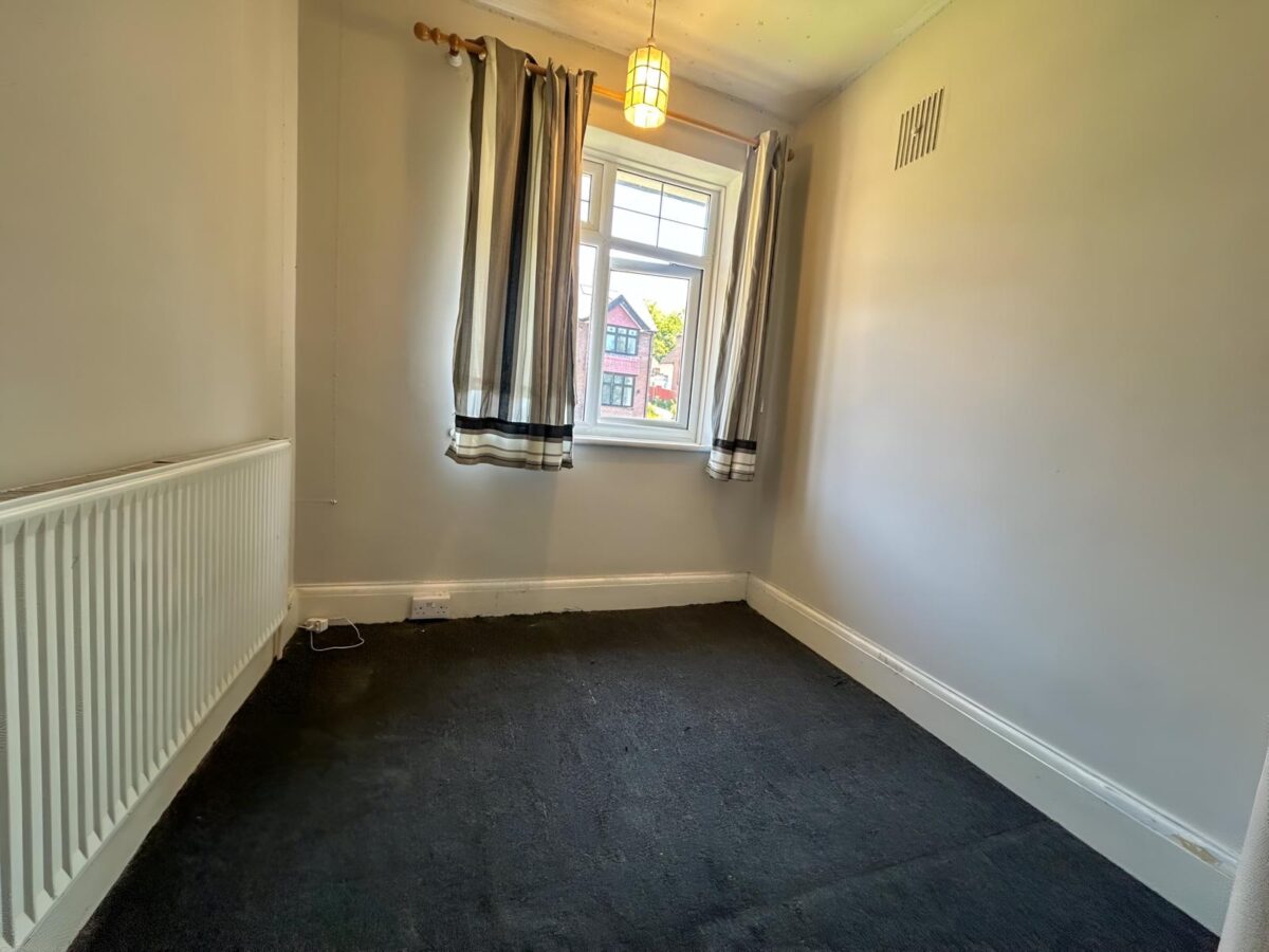 3/4 Bedroom House To Let - HP11