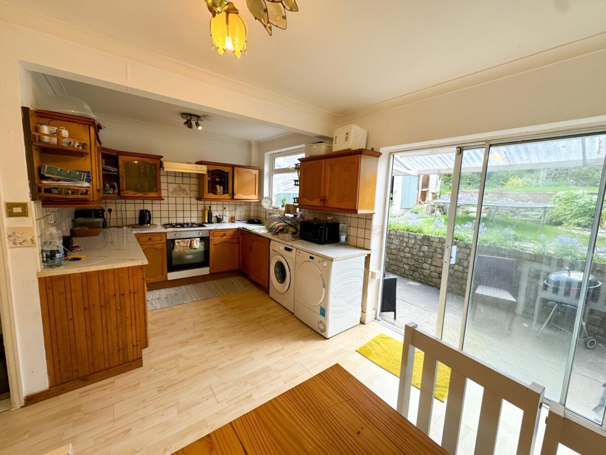 3/4 Bedroom House To Let - HP12