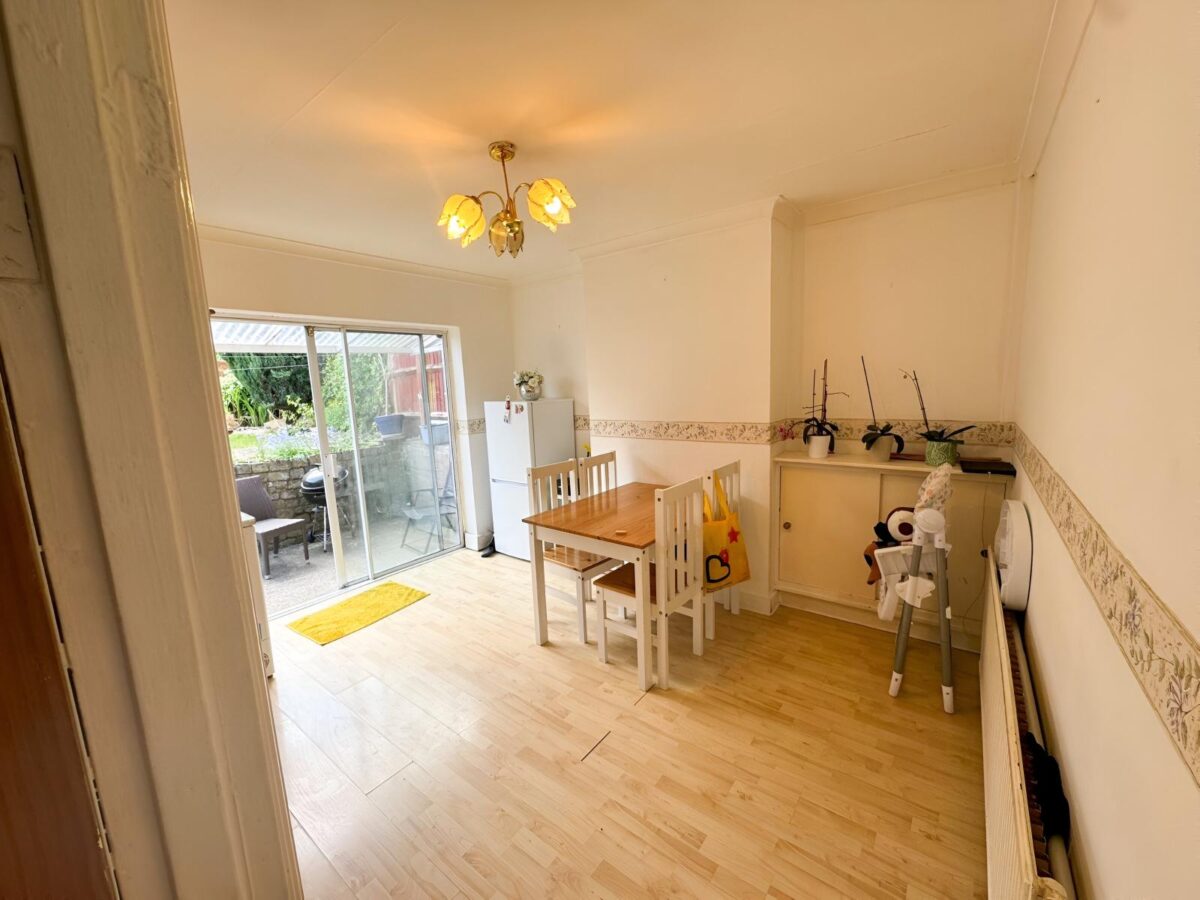 3/4 Bedroom House To Let - HP12