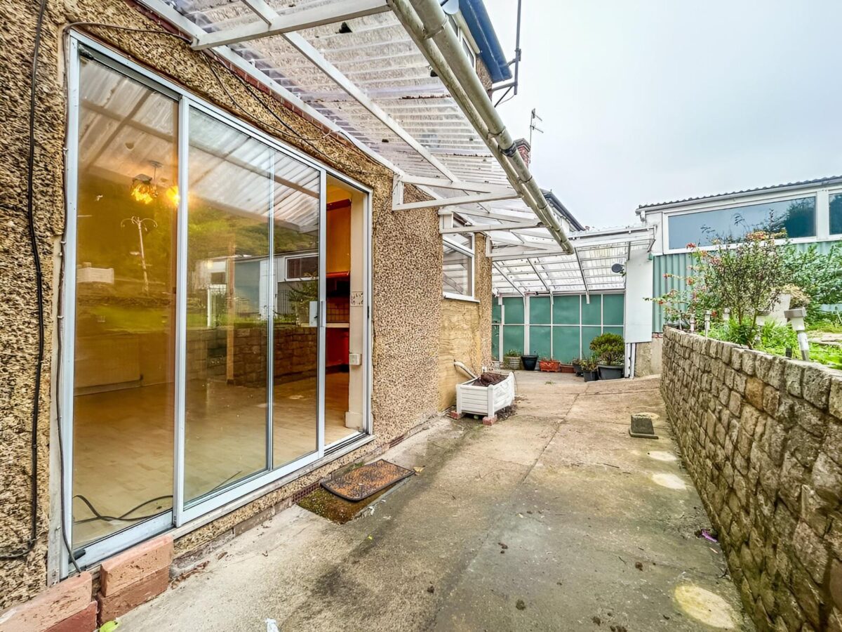 3/4 Bedroom House To Let - HP12