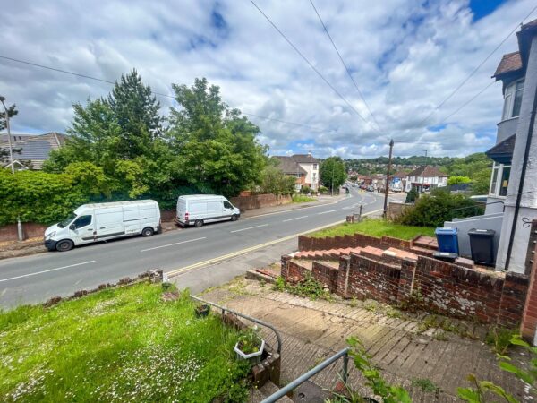 3/4 Bedroom House To Let - HP12