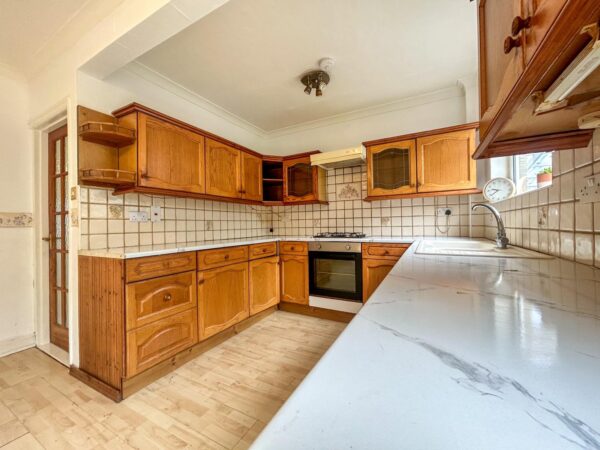 3/4 Bedroom House To Let - HP12
