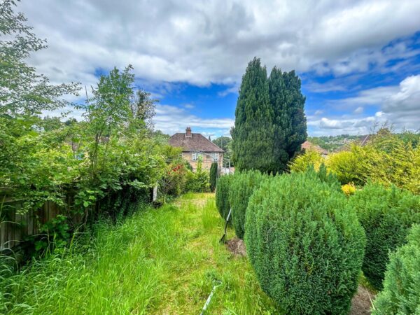 3/4 Bedroom House To Let - HP12