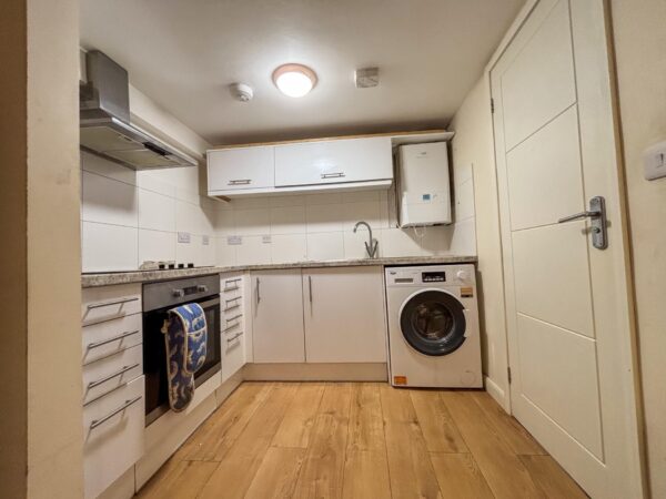 Studio Flat To Let - High Wycombe