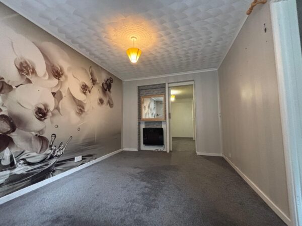 3/4 Bedroom House To Let - HP12