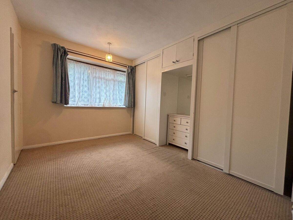 3/4 Bedroom House To Let - HP12
