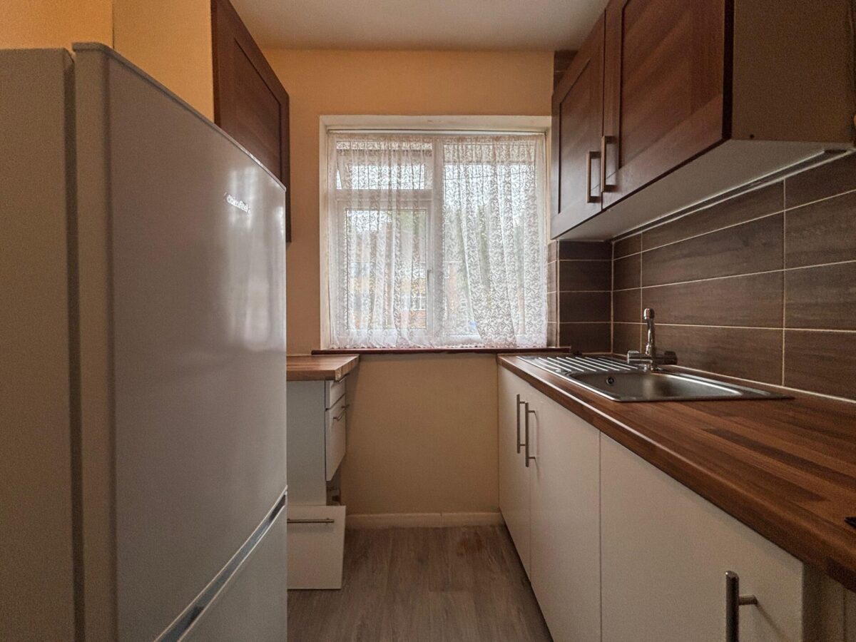 3/4 Bedroom House To Let - HP12