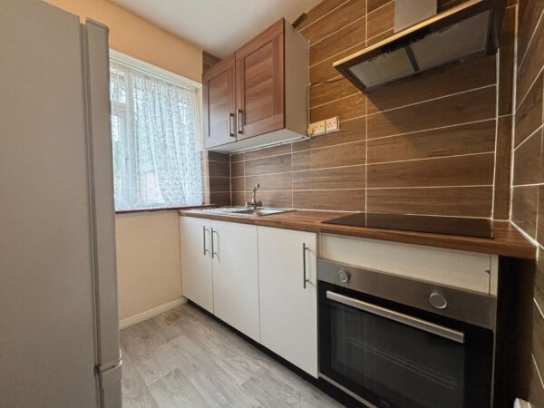 3/4 Bedroom House To Let - HP12
