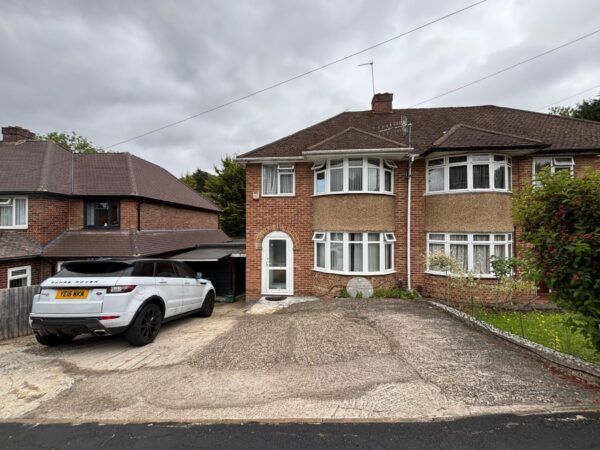 3/4 Bedroom House To Let - HP12