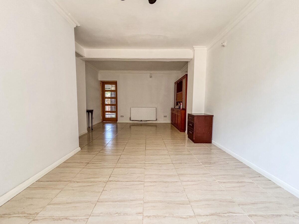4 Bedroom House To Let - HP12