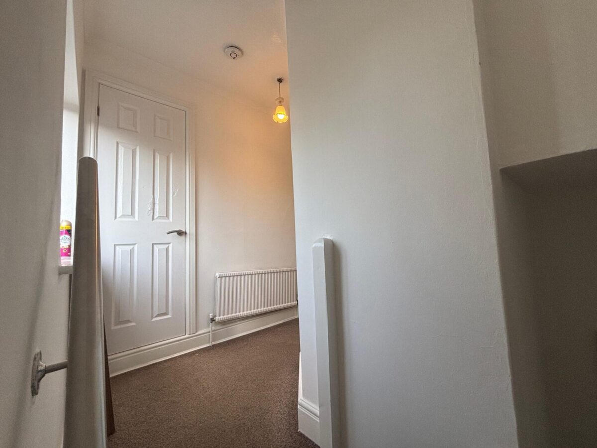 4 Bedroom House To Let - HP12