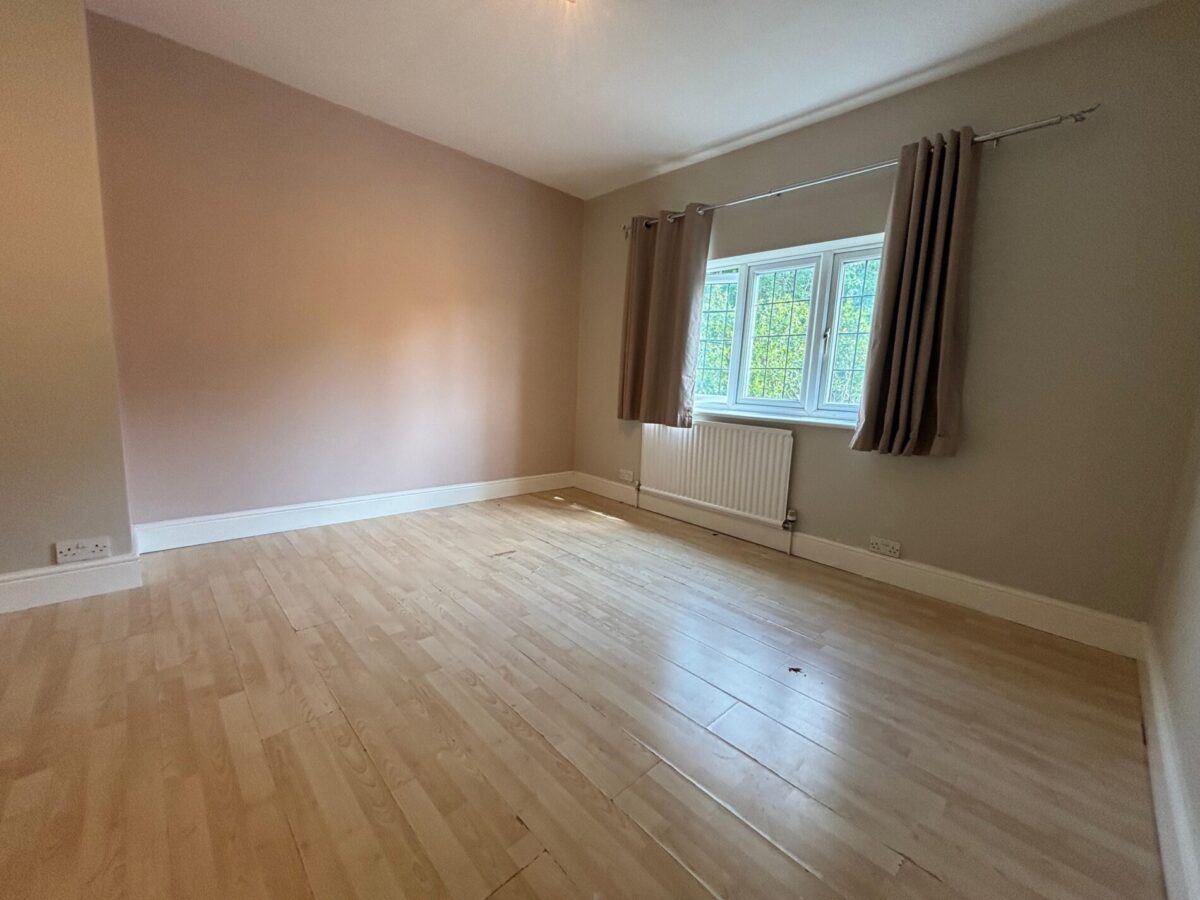 4 Bedroom House To Let - HP12
