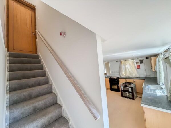 6 Bedroom Student Property To Let - HP13