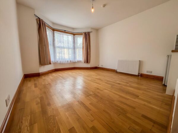 6 Bedroom Student Property To Let - HP13