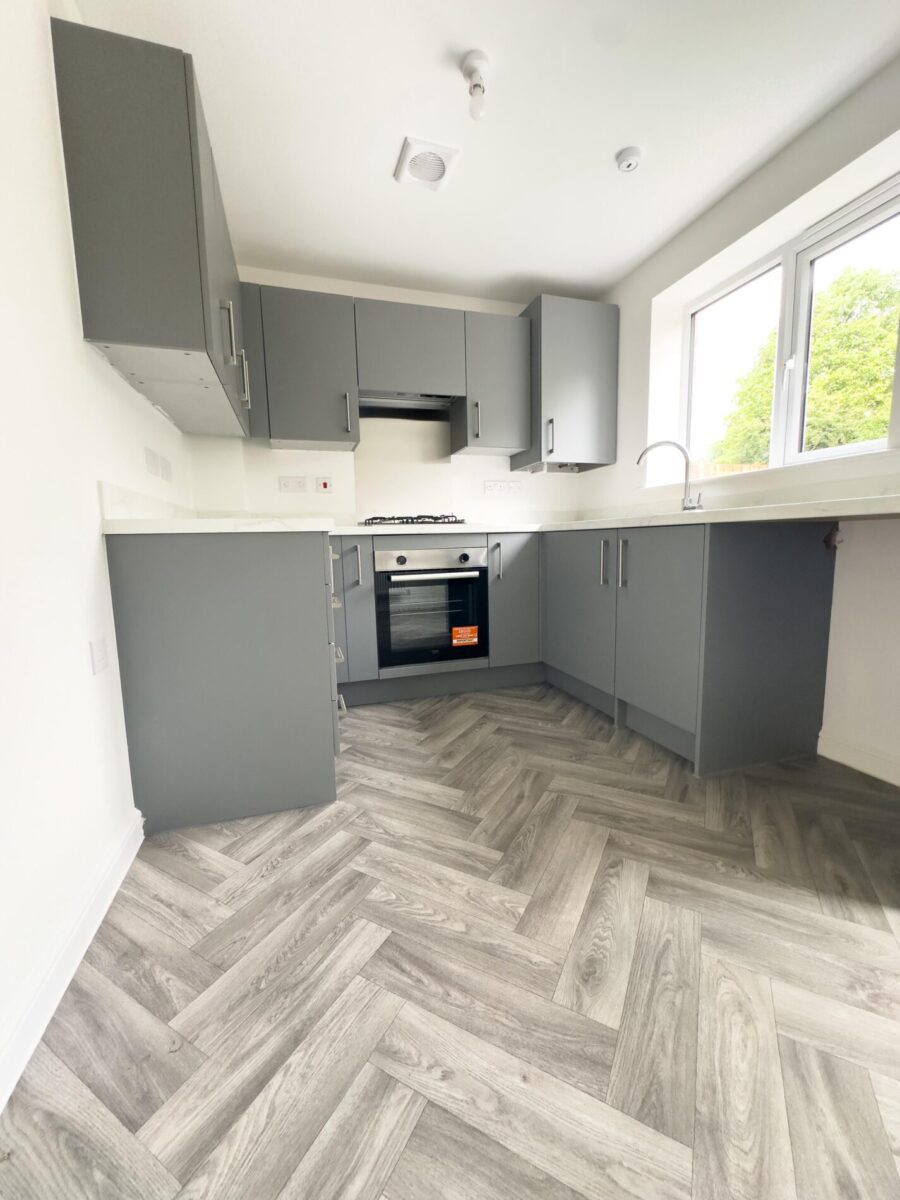 2 Bedroom House To Let - NG17