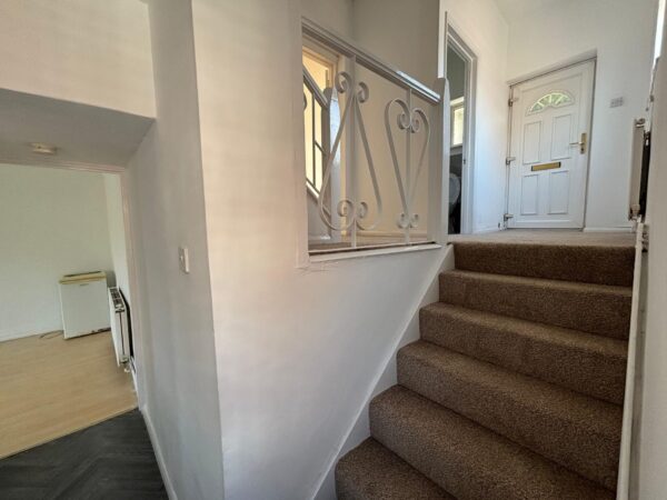 Refurbished 4 Bedroom House To Let - HP13