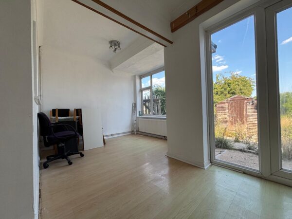 Refurbished 4 Bedroom House To Let - HP13