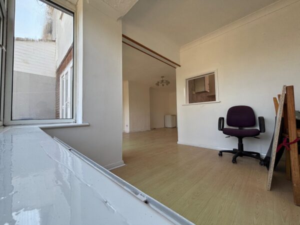 Refurbished 4 Bedroom House To Let - HP13