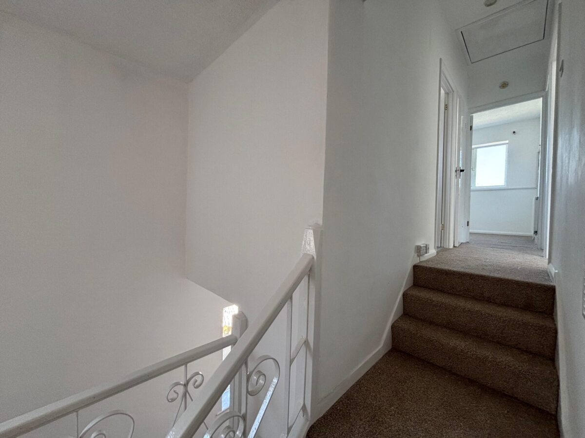 Refurbished 4 Bedroom House To Let - HP13