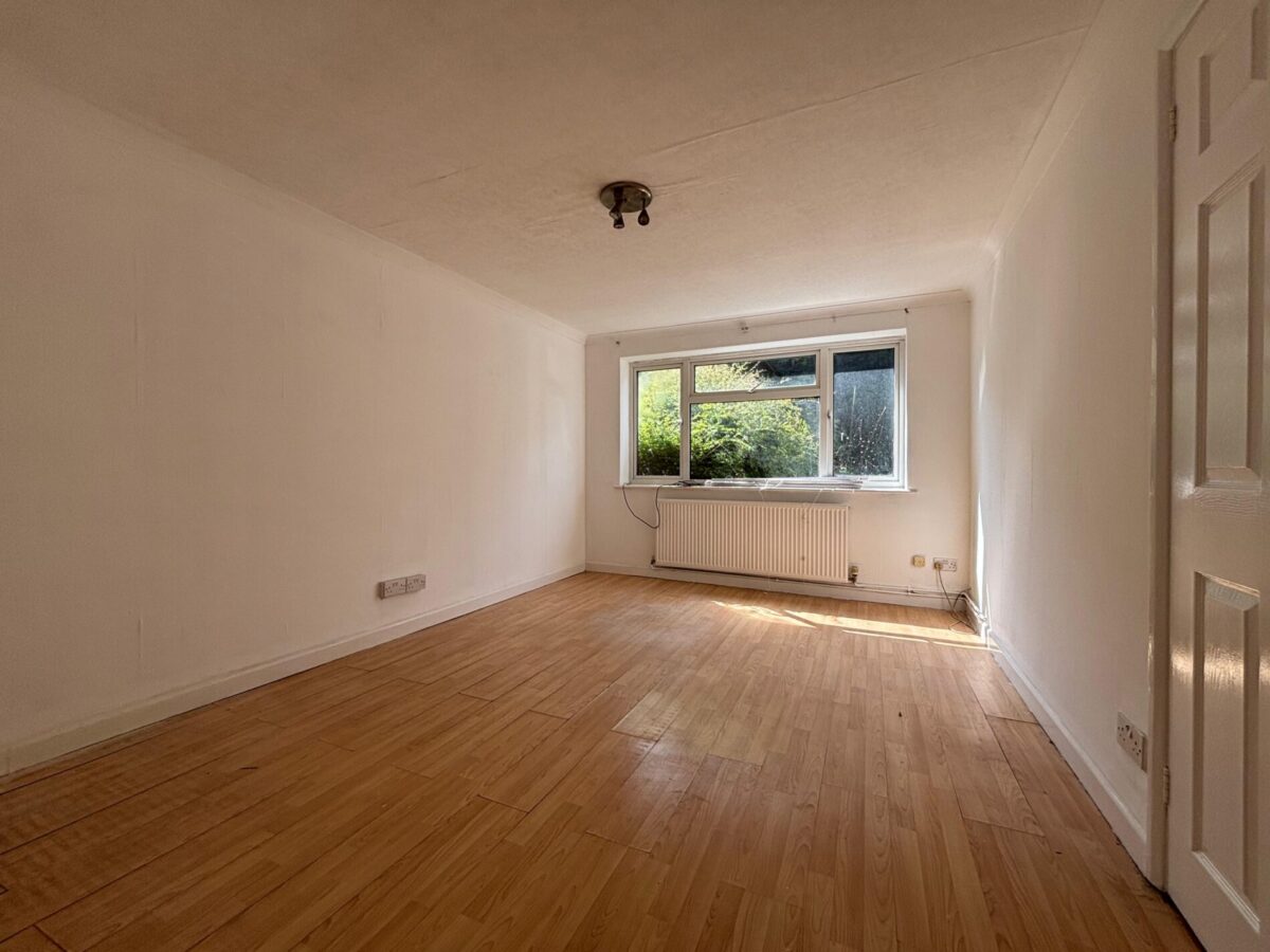 Refurbished 4 Bedroom House To Let - HP13