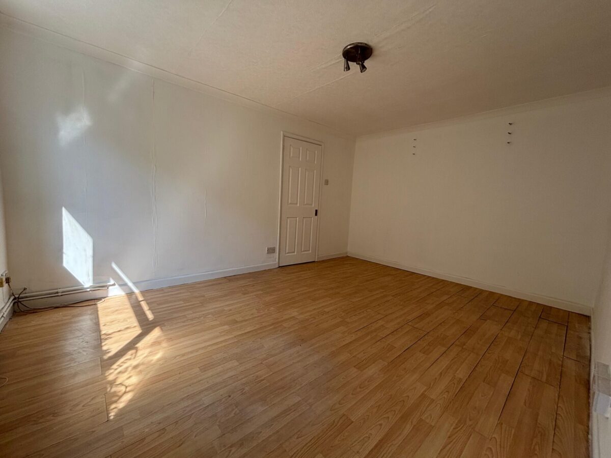 Refurbished 4 Bedroom House To Let - HP13