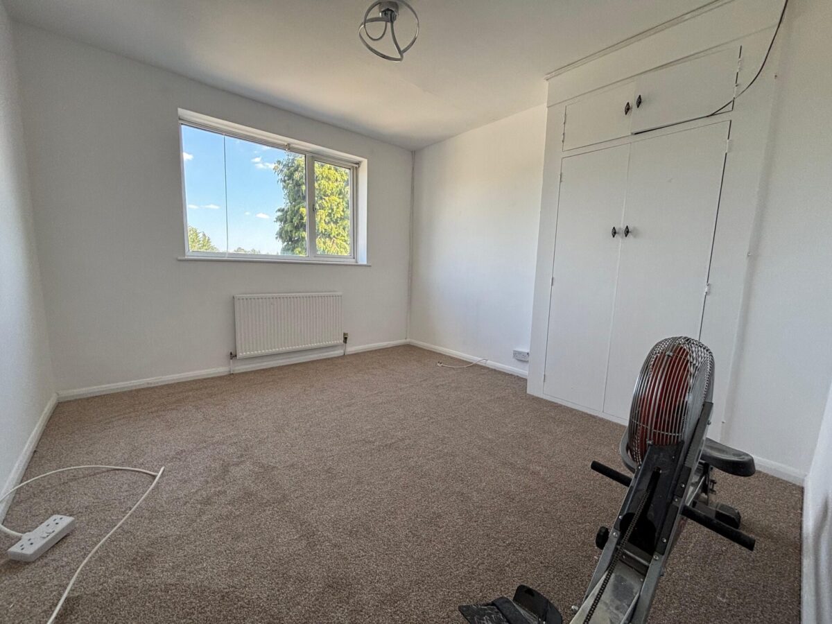 Refurbished 4 Bedroom House To Let - HP13