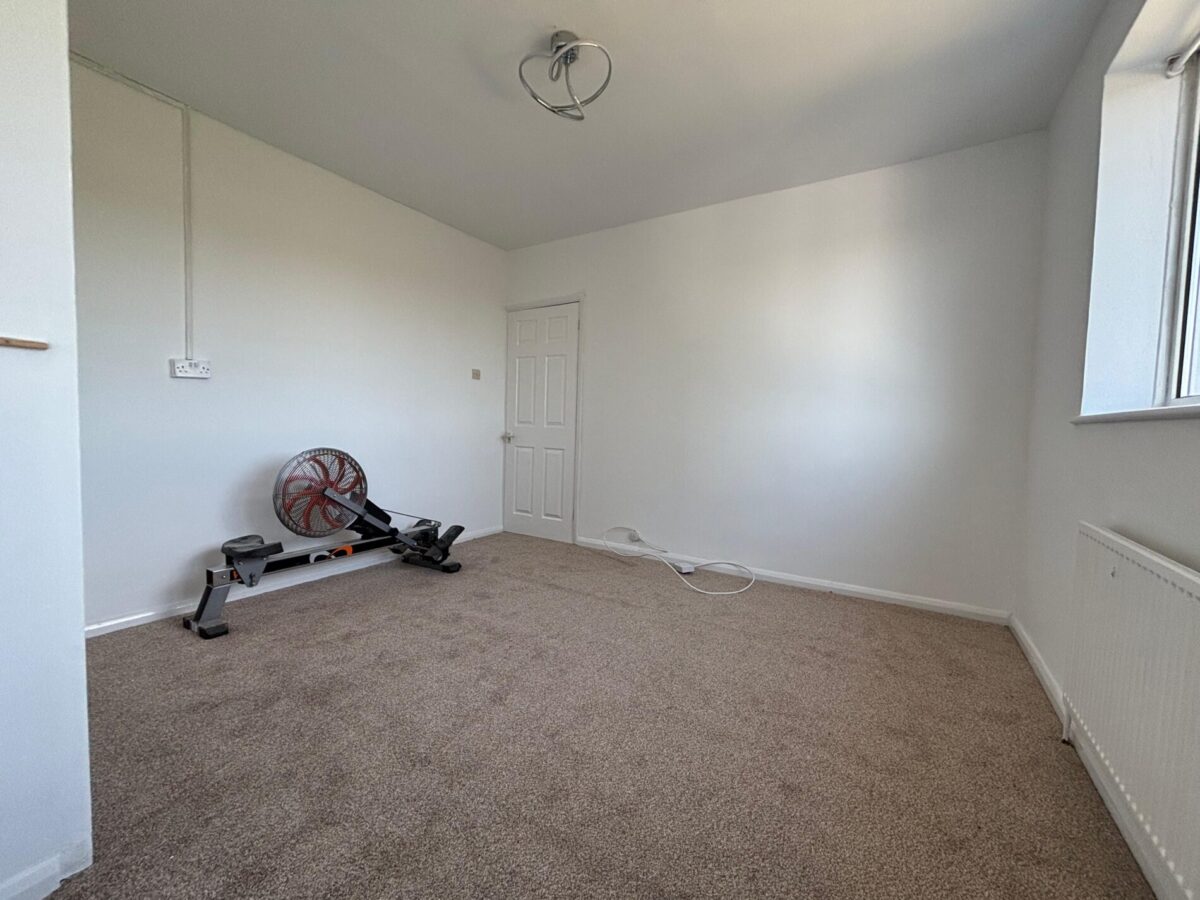 Refurbished 4 Bedroom House To Let - HP13