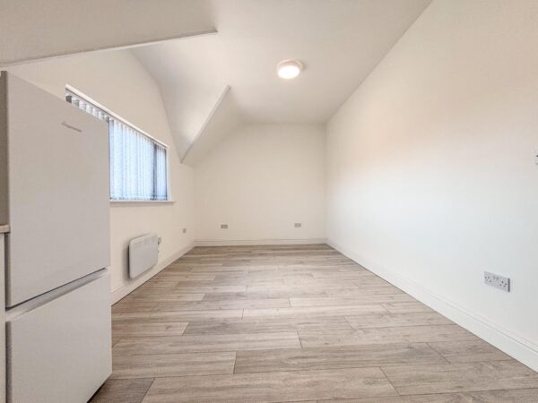 Bills Inclusive 1 Bedroom flat To Let - HP11
